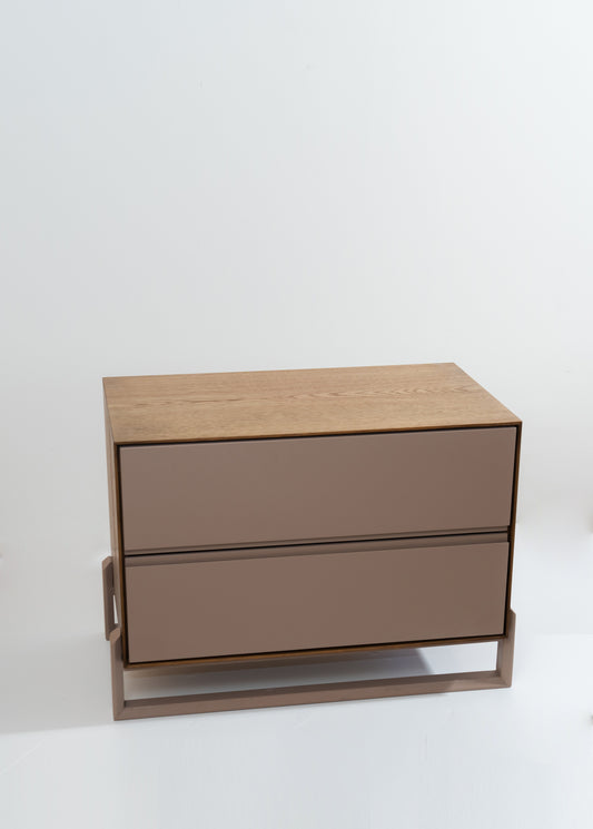 Mudo Nightstand