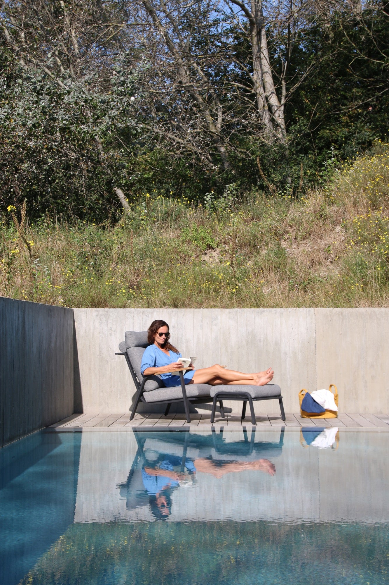DANDY NEO LOUNGE CHAIR MOCHA