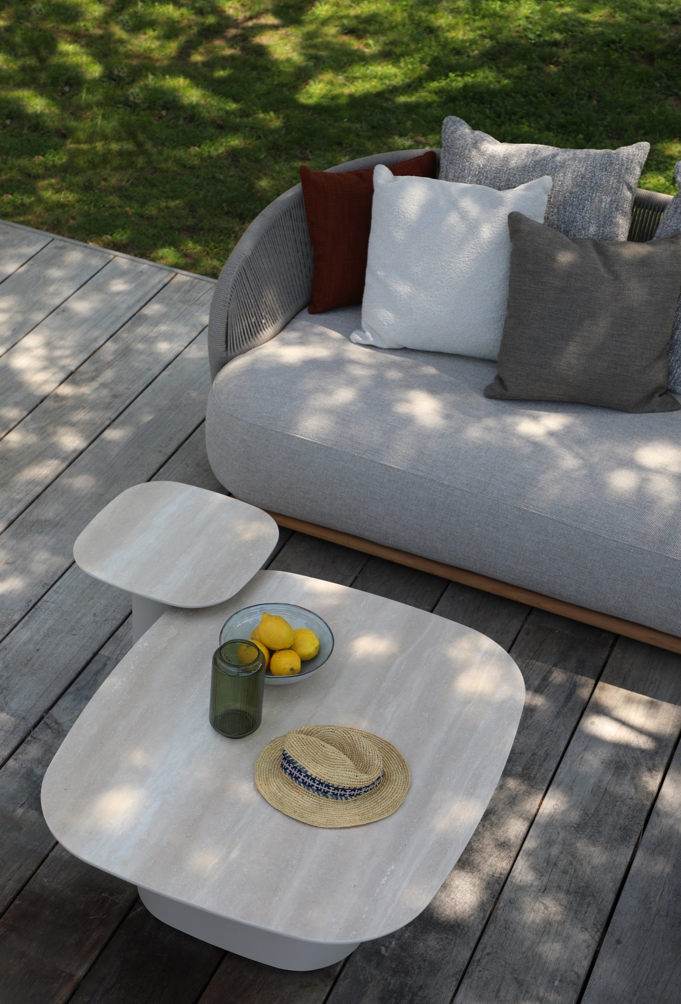 MEL WAVE COFFE TABLE